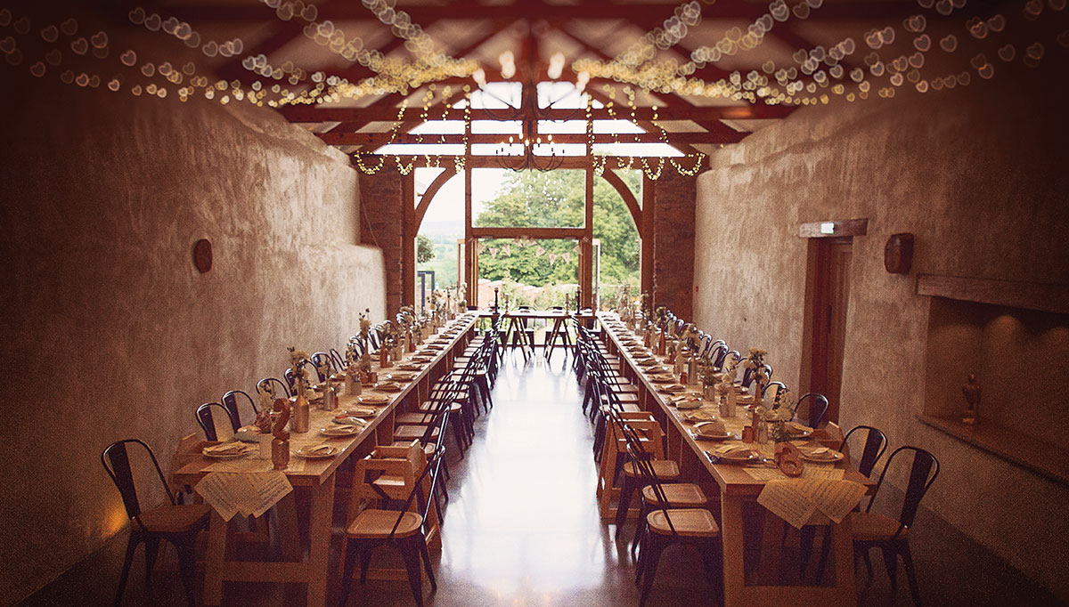 Full_Screen_Carousel_Wedding_Barn