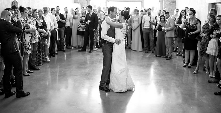 Couple take to the floor for their first dance