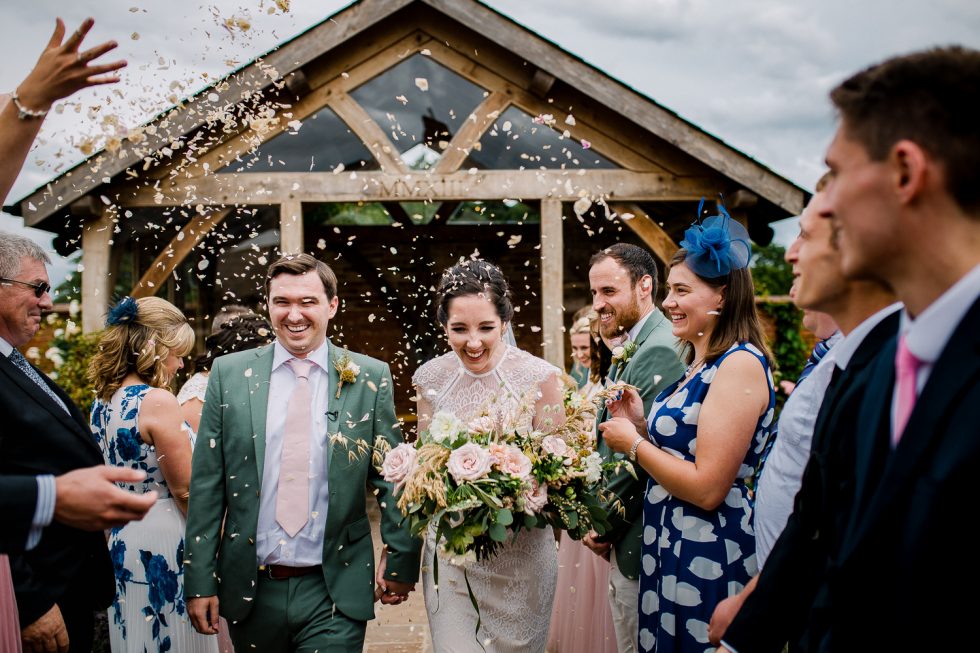 Upton Barn Wedding | Photography by Kathryn Clarke-McLeod