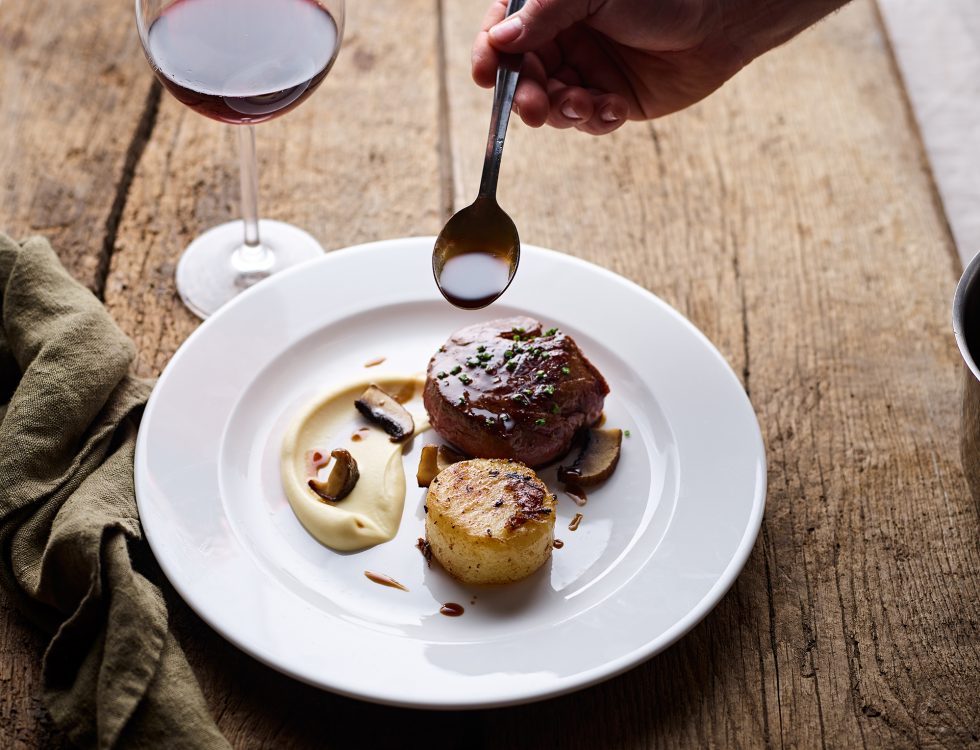 Upton Barn & Walled Garden | Mulberry Catering Co | Neil White Photography