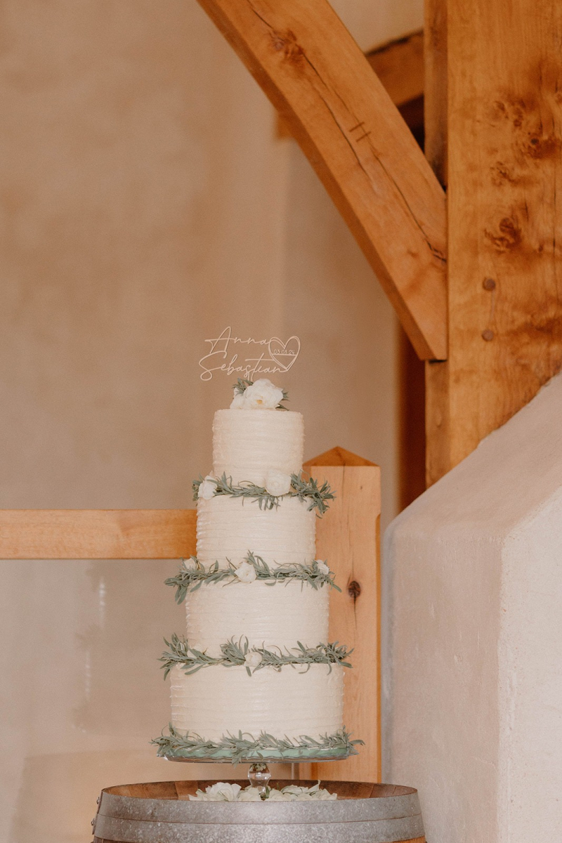 Wedding Cake image by Sophie Mort Photography